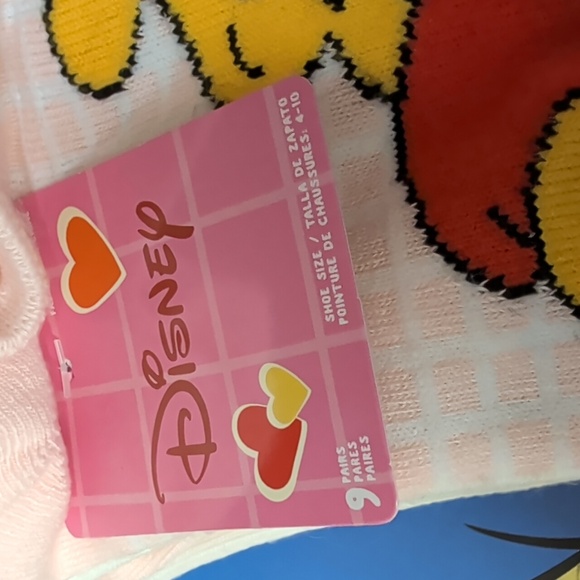 NWT 2 Disney Colorful Winnie the Pooh and Friends Gift Bags & 9 NWT Socks - Picture 8 of 8